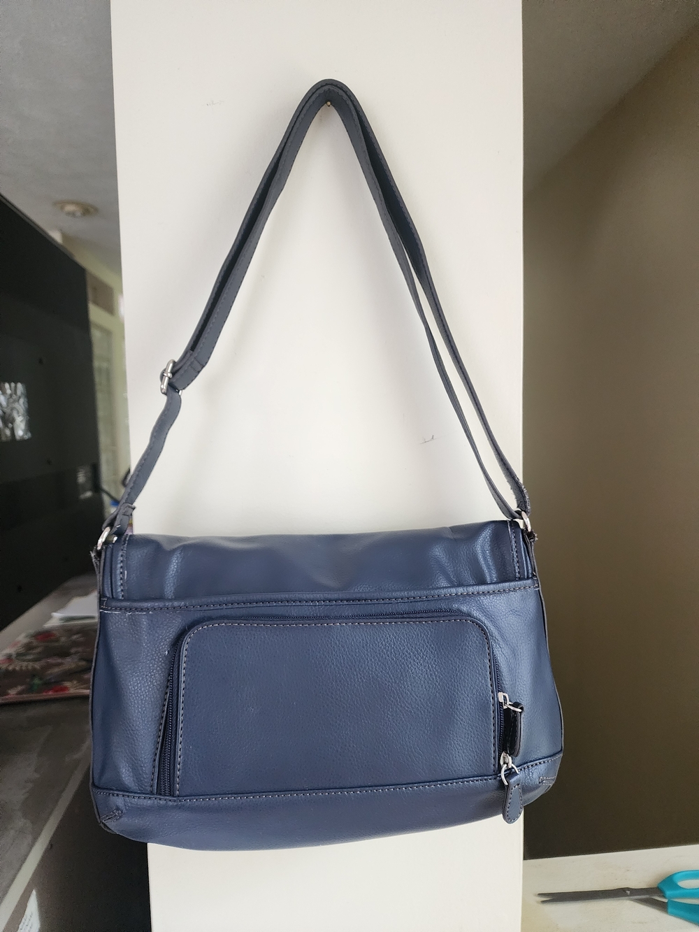 Relic Navy Blue Pebbled Shoulder Bag with Front Zip - Picture 2 of 7